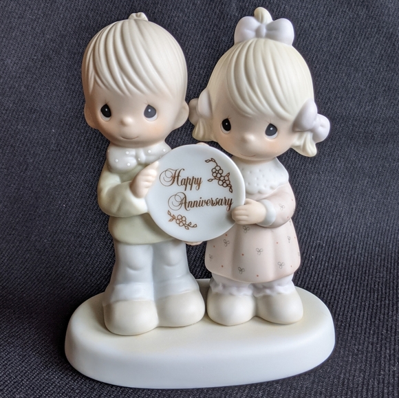 Precious Moments Happy Anniversary - Picture 2 of 11